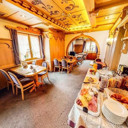 فندق Schweizerhof Mels المظهر الخارجي الصورة