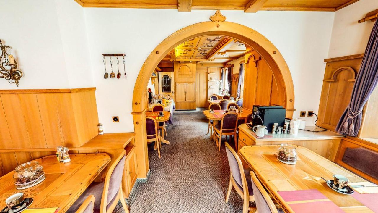 فندق Schweizerhof Mels المظهر الخارجي الصورة